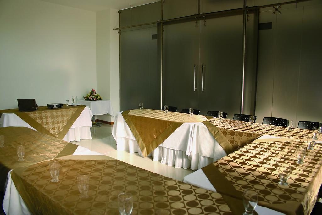 Luxor Plaza Hotel Pereira Dış mekan fotoğraf