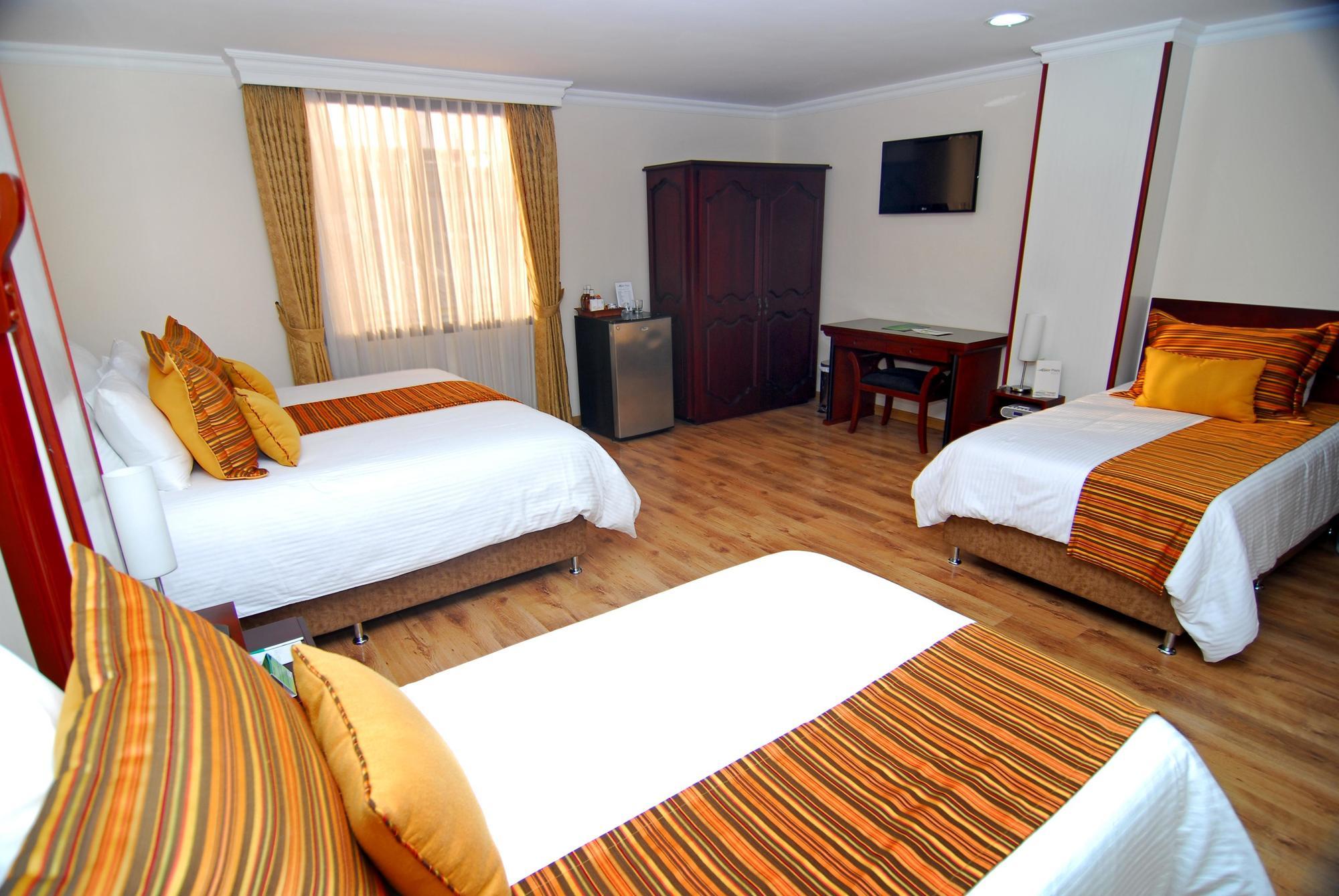 Luxor Plaza Hotel Pereira Dış mekan fotoğraf