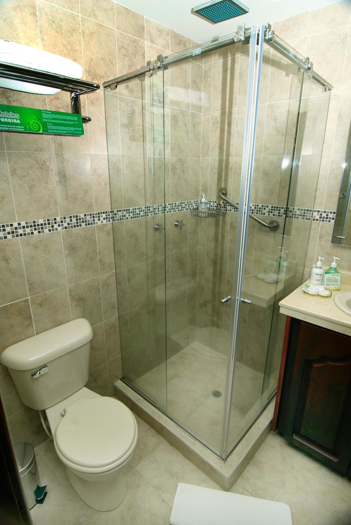 Luxor Plaza Hotel Pereira Dış mekan fotoğraf