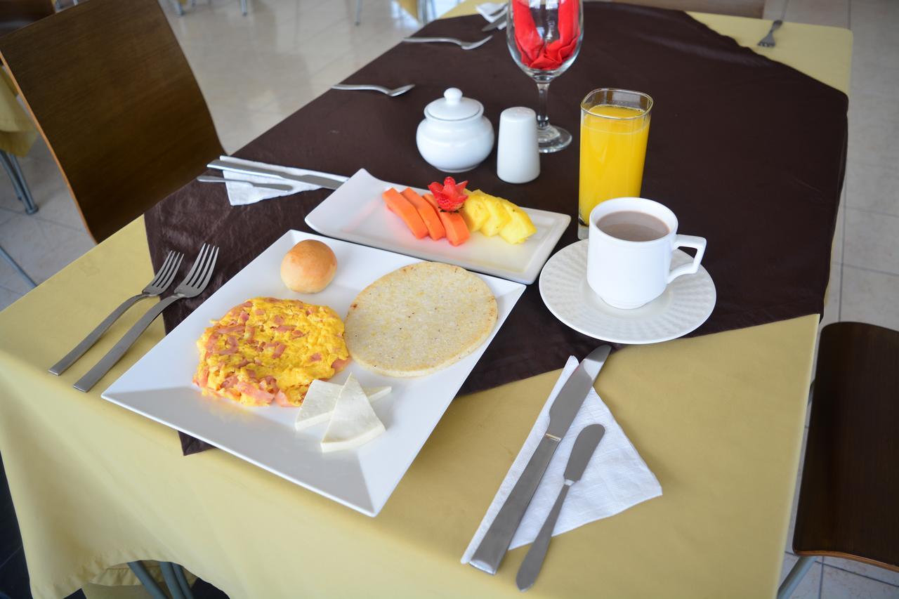 Luxor Plaza Hotel Pereira Dış mekan fotoğraf