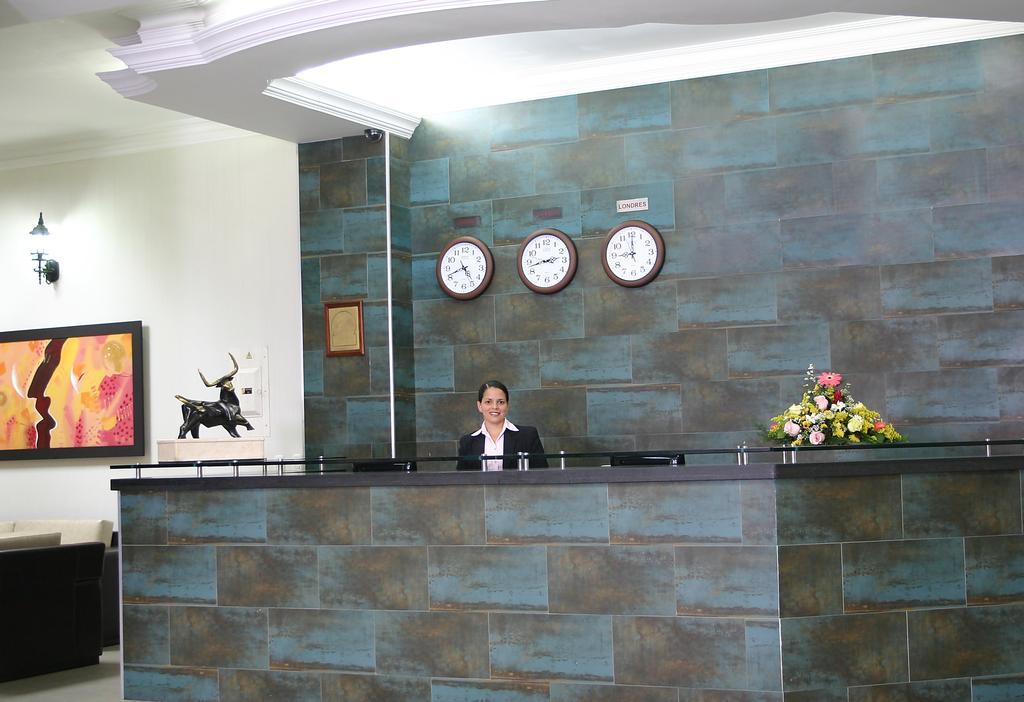Luxor Plaza Hotel Pereira Dış mekan fotoğraf